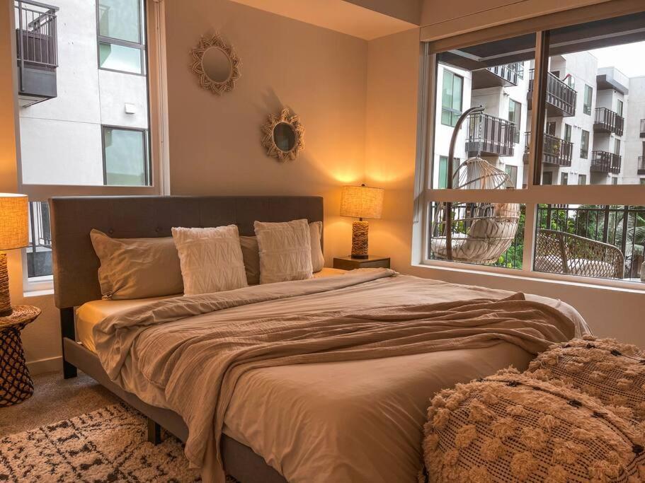 Luxury 1Bdr Centrally Located In Hollywood لوس أنجلوس المظهر الخارجي الصورة